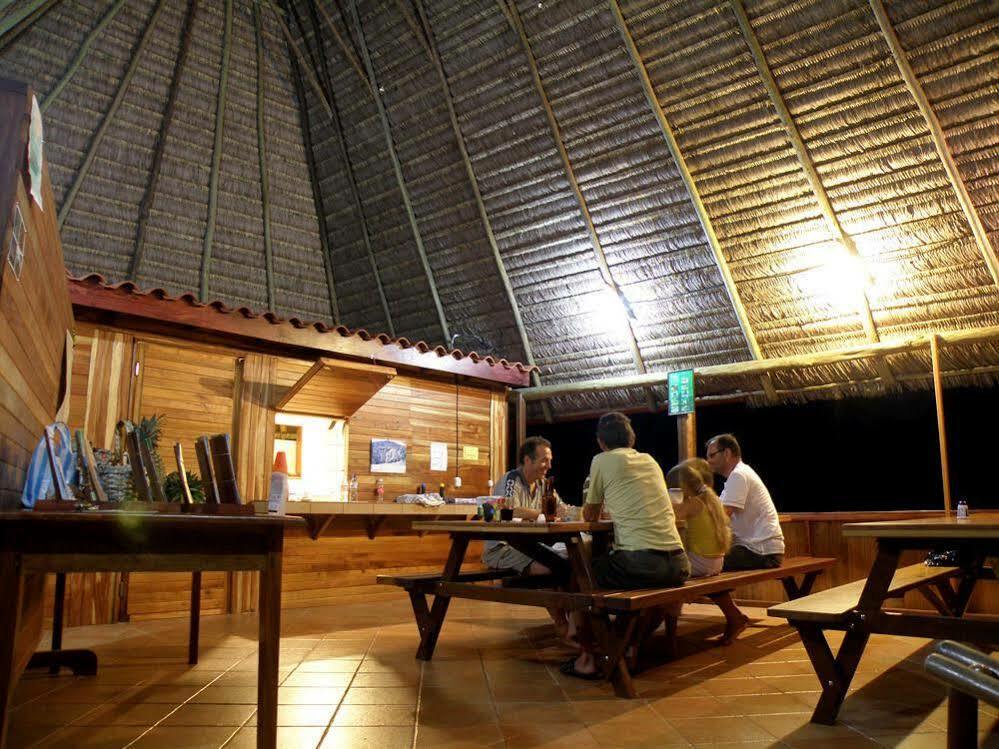 Suital Lodge Mogos Екстериор снимка